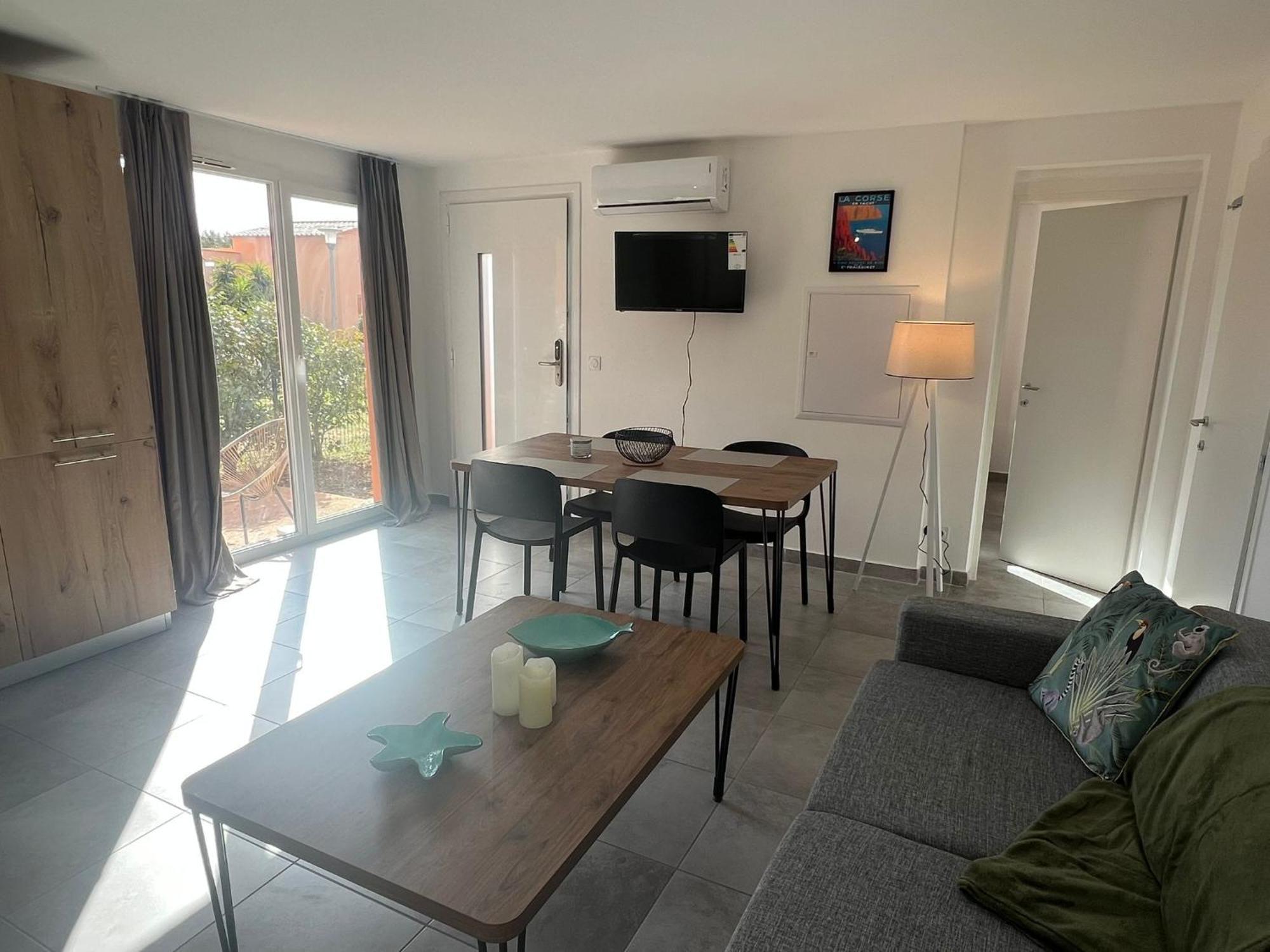 Residence Hoteliere Les Hameaux De Saint Cyprien Appartement 35 M2 1 Chambre Lecci Buitenkant foto