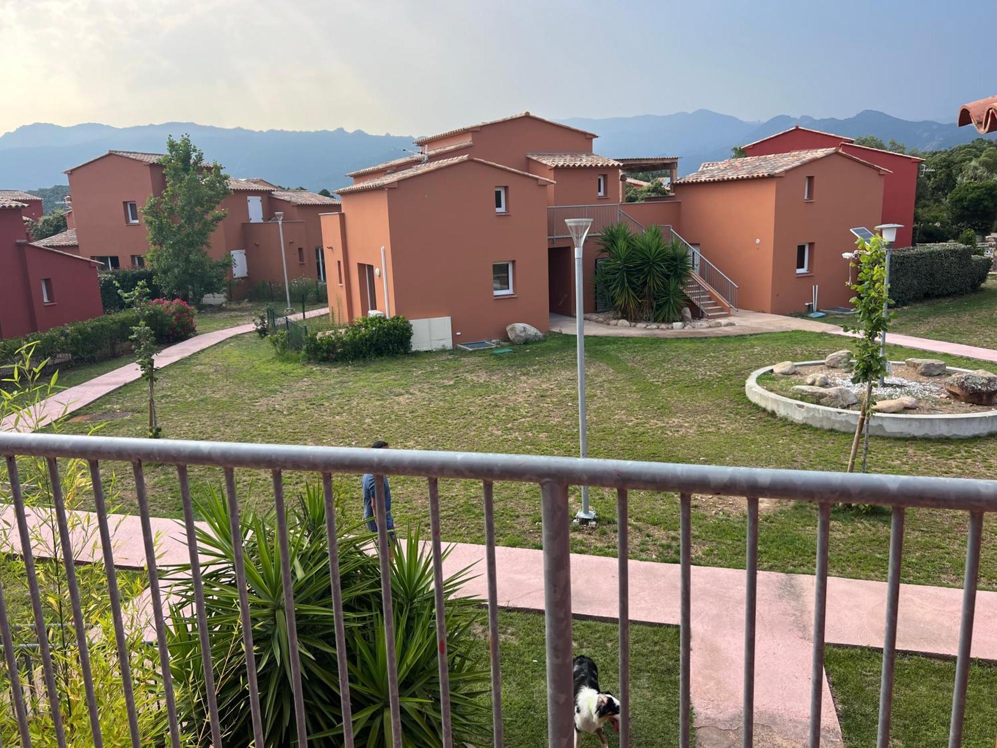 Residence Hoteliere Les Hameaux De Saint Cyprien Appartement 35 M2 1 Chambre Lecci Buitenkant foto