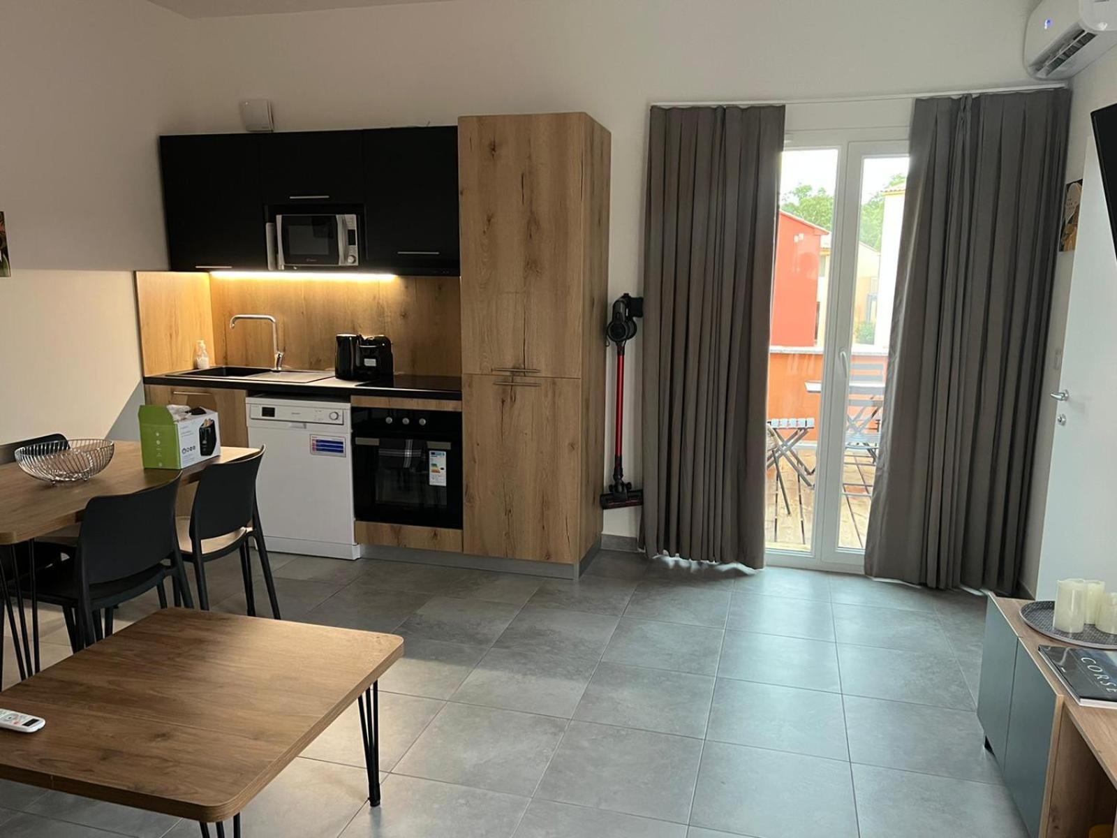 Residence Hoteliere Les Hameaux De Saint Cyprien Appartement 35 M2 1 Chambre Lecci Buitenkant foto